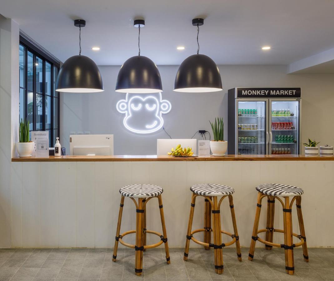 Blu Monkey Hub & Hotel Ранонг Экстерьер фото